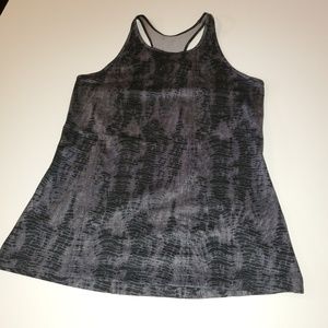 Under Armour Tank Top Size Medium